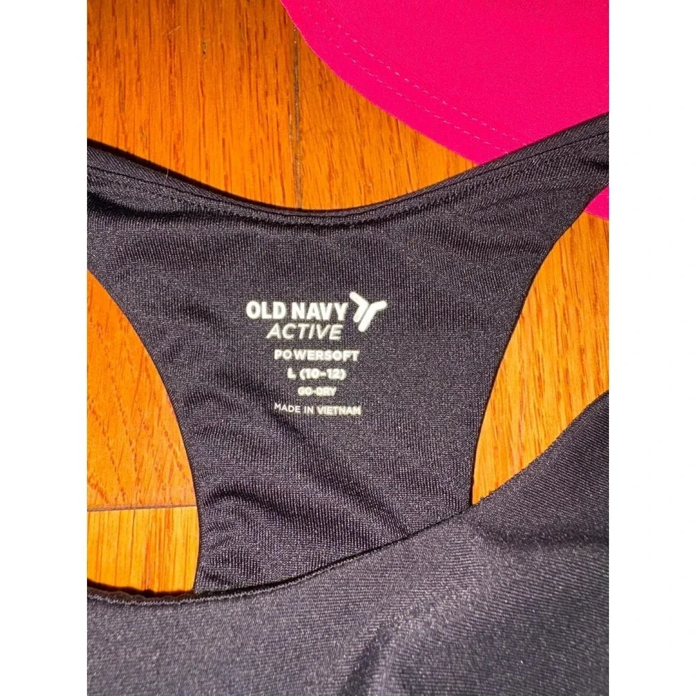 Old Navy activewear set